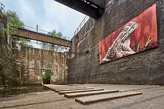 Outdoor-Galerie im Bunkerdurchgang