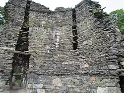 Eingang und Wandrest (Dun Telve)