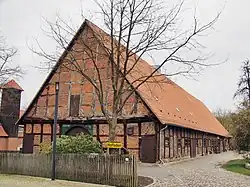 Domänenscheune von 1576, älteste und größte Vier­ständer­scheune im Landkreis Uelzen