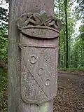 Grenzstein mit Wappen der Familie Echter in der Nähe des Echterspfahls