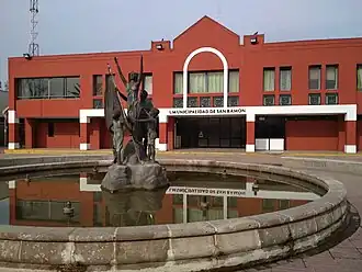 Das Rathaus von San Ramón