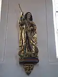 Figur des hl. Georg (spätgotisch, frühes 16. Jh.), bis 1720 im Ziererker des Torbaus