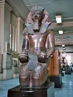 Statue der Königin Hatschepsut (Ägyptisches Museum, Kairo)