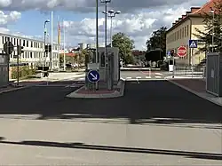 Eingangsbereich der Löberfeldkaserne in Erfurt.