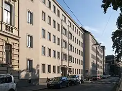 Eiselsberghof (Bacherplatz 4)