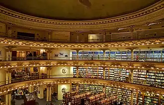 Dreirangiges ehemaliges Theater- und Konzerthaus Grand Splendid, Buenos Aires