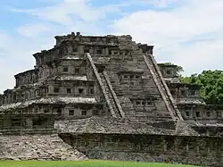 Präkolumbische Stadt El Tajin