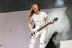 Bassist Dominik Stotzem