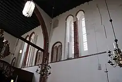 Laufgang im gotischen Schiff