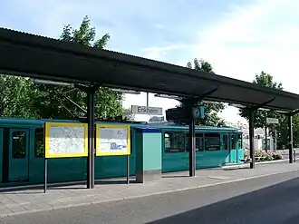 Bahnsteige und Busbahnhof