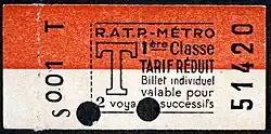 Historische Erste-Klasse-Fahrkarte der Métro Paris zum ermäßigten Preis, durch Lochung entwertet
