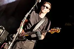Bassist Tobias Schwartz