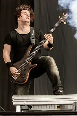 Bassist Daniel Klossek