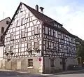 Das Alte Rathaus (erbaut um 1780) liegt an der deutschen Fachwerkstraße