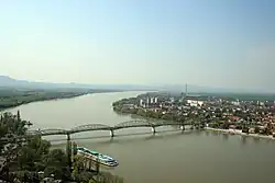Die Grenze an der Donau zwischen Štúrovo und Esztergom