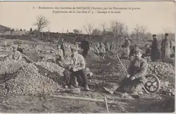 Steinbruch Nr. 3, manuelle Zerkleinerung