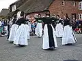Die Oldsumer Trachtengruppe beim Oldsumer Sommerfest 2014