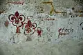 Freskenreste & Fleur-de-Lys