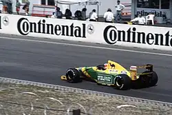 Michael Schumacherss FW14B auf der Start-Zielgeraden des Hocken­heimring (1992)