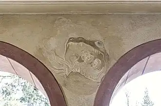 Die rechte Seitenwand