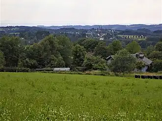 Blick vom Kleinen Heckberg westsüdwestwärts über Federath nach Marialinden