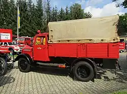 Steyr 1500 LFA Mannschafts- transportfahrzeug (Pritsche)