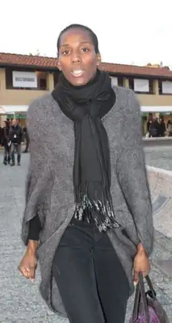 Fiona May, unter anderem zweifache Weltmeisterin (1995/2001) und zweifache Olympiazweite (1996/2000), belegte Rang neun