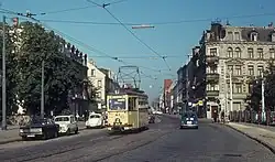 Linie 1 der Städtischen Straßenbahn Flensburg in der Apenrader Straße im Jahr 1972