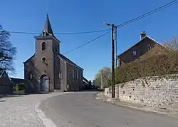 Florzé, Kirche: l'église Saint-Pierre