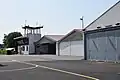 Tower und Hangars