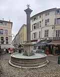 Brunnen der Augustiner (Fontaine des Augustins), place des Augustins, inscrit 1949[3]