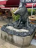 Fontaine du Sanglier, place Richelme