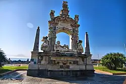 Die Fontana del Sebeto in Neapel