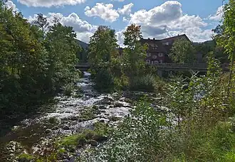 Die Mündung, von links hinten der Forbach, von rechts hinten die Murg