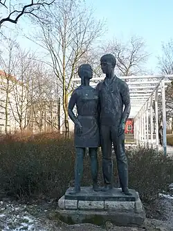 Junges Paar (1970) Berlin-Friedrichshain