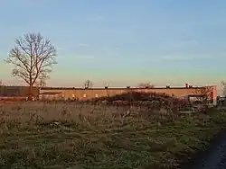 Ehemalige Backsteinbaracke der SS-Wachmänner