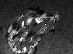 Ein Kometenpartikel (Durchmesser: ca. 2 Mikrometer)