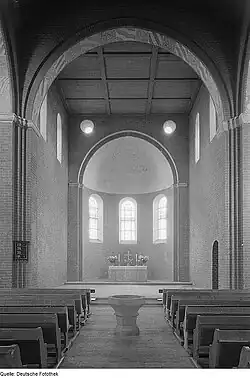 Chorquadrum und Apsis