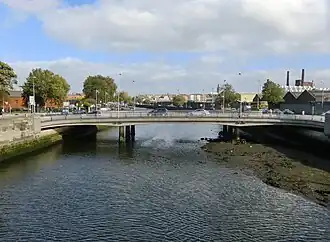 Frank Sherwin Bridge Droichead Phroinsias Uí Shearbháin