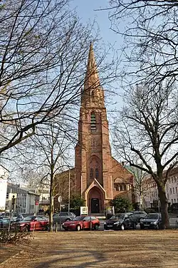 St.-Elisabeth-Kirche vom Kurfürstenplatz aus gesehen (2010)