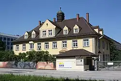 von Hermann Rimmele 1922–24 erbauter ehem. Verwaltungsbau des Bayerischen Leichtmetallwerks