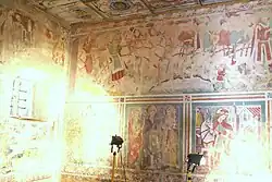 oben: Anbetung der Könige unten v. l. n. r.: Versuchung in der Wüste, Apollonia, Leonhard, Barbara, der heilige Martin