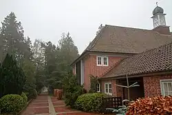 Kapelle am Vareler Friedhof (Rückansicht)