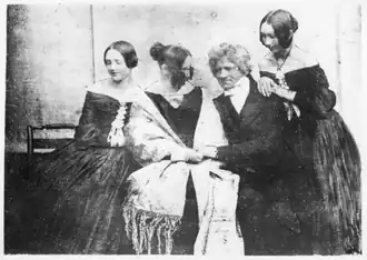 Elise, Johanna, Friedrich Wilhelm und Tochter Johanna (Daguerreotypie, um 1842)