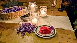 Frische Safranfäden aus Mund VS