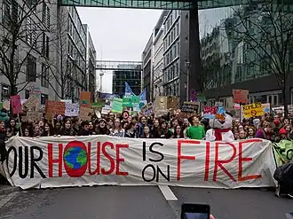 „Our house is on fire“ (deutsch: „Unser Haus steht in Flammen“) – Berlin, 29. März 2019