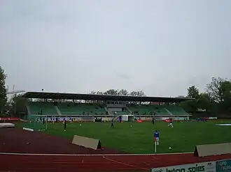 Das Fuchs-Park-Stadion vor einem Regionalligaspiel (Mai 2010)
