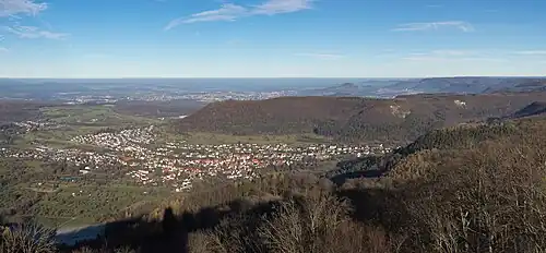 Albtrauf vom Roßbergturm Richtung Nordost
