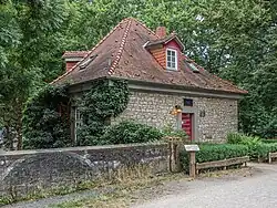 Bismarckhäuschen, Nordseite von der Promenade des Stadtwalls aus gesehen