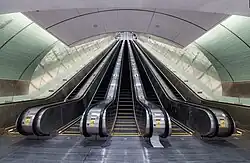 Rolltreppen zwischen Mezzanines und Madison Concourse, sie sind die längsten der Stadt.